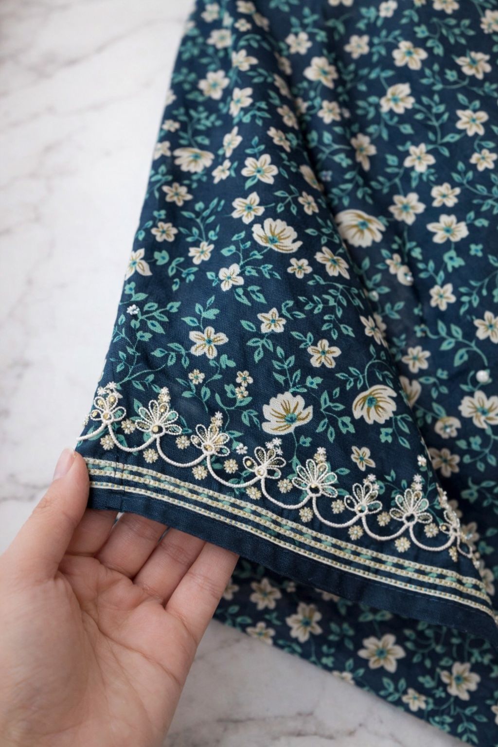 Binsaeed 3 Piece Lawn Stitch