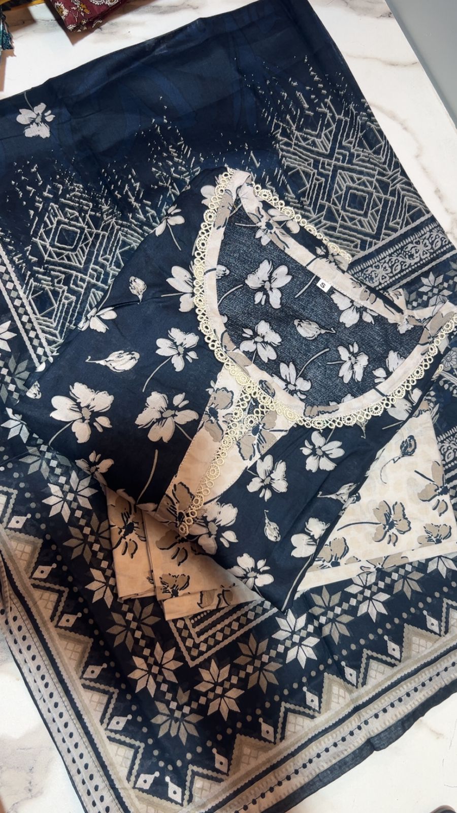 Binsaeed Digital Print Lawn Stitch