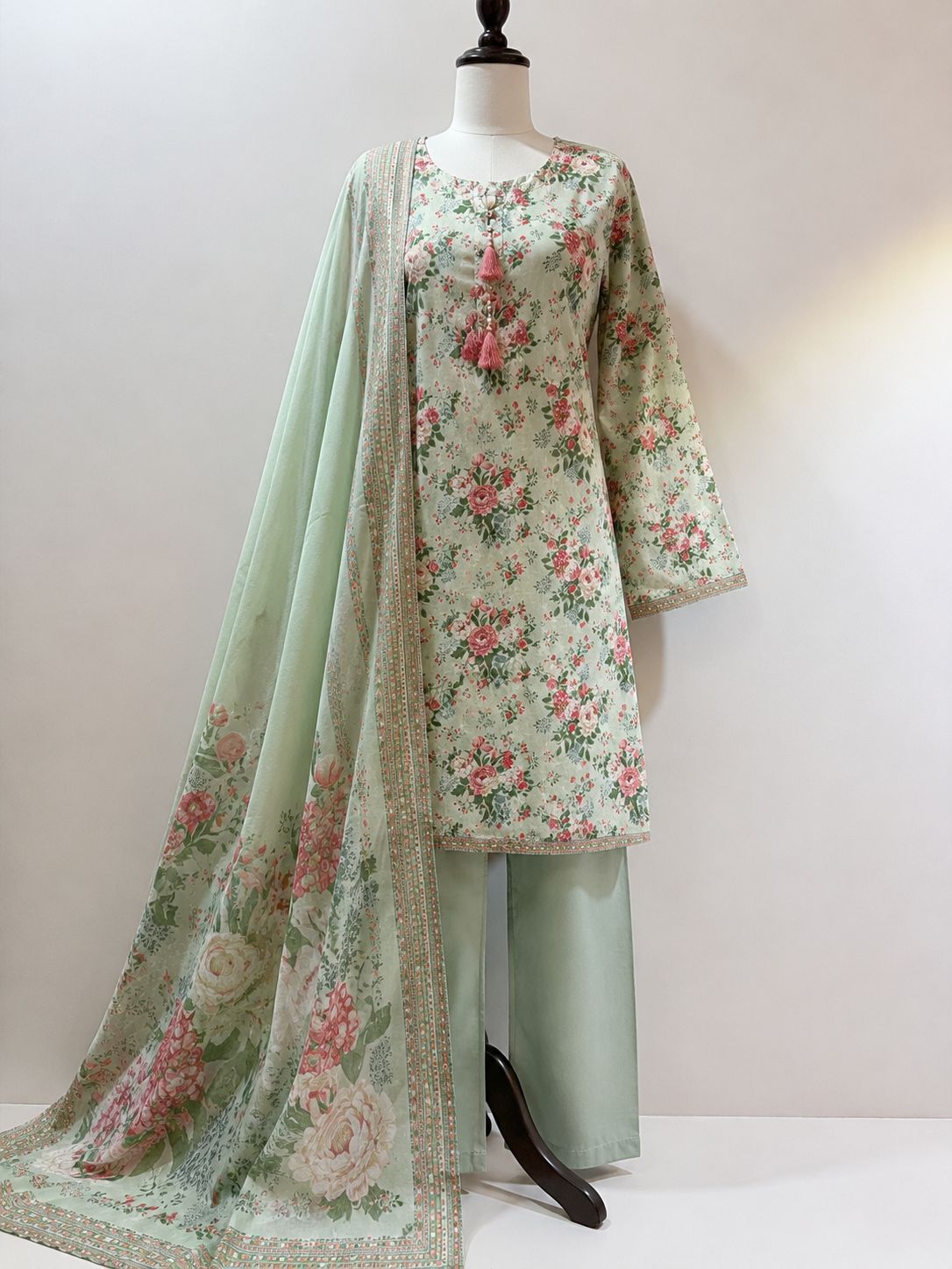Binsaeed 3 Piece Lawn Stitch